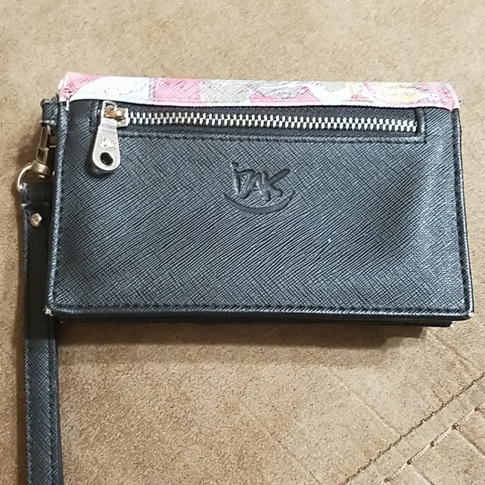 iZAK wallet/wristlet - Picture 2 of 5